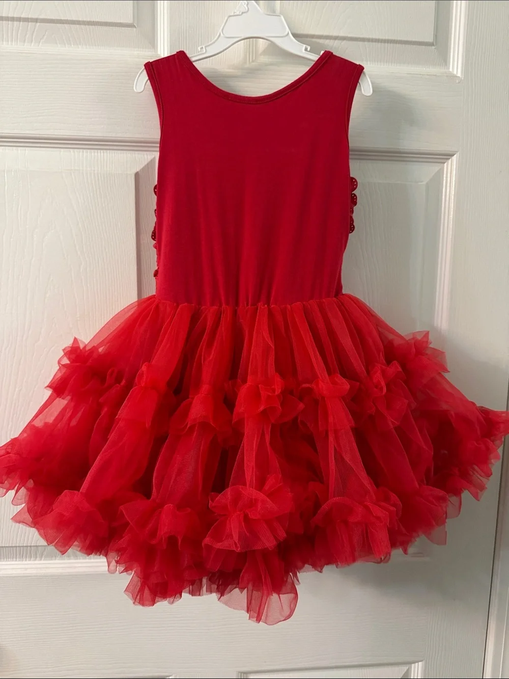 Red Ruffled Tulle girl dance costume with Bow.Size:CM. Like new condition.